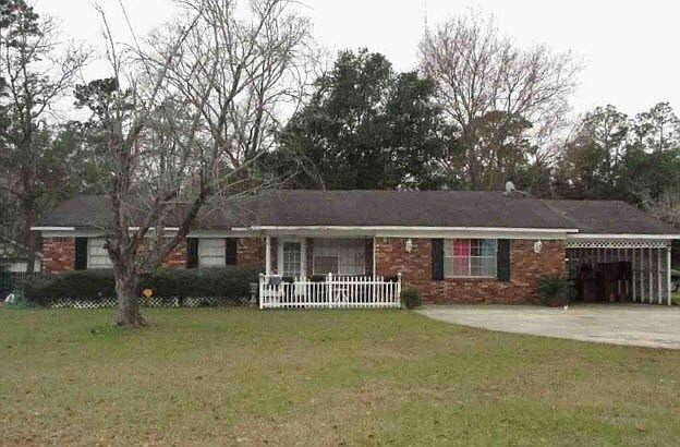 1st image of 300 Berkley Dr