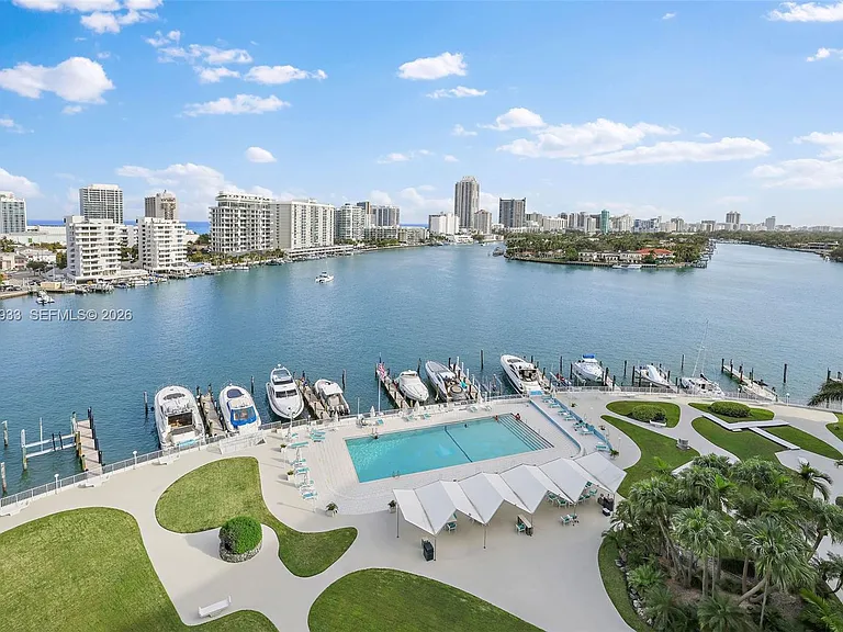 900 Bay Dr #419 — Photo 31