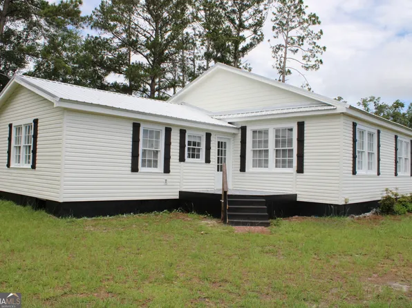 100 Ellis Jones Ln, Baxley, GA 31513