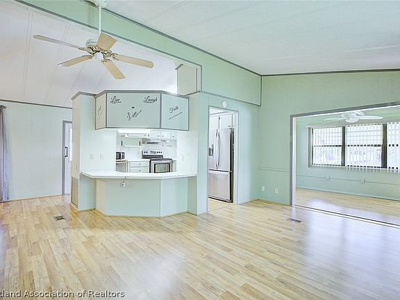 5th image of 1516 Caribbean Rd