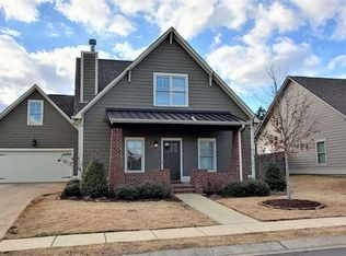 448 Sherwood Cir, Calera, AL 35040