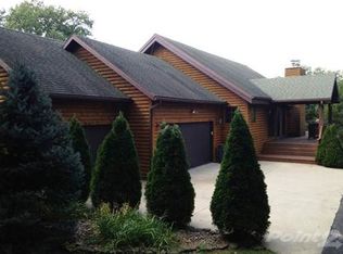 1194 W Sunny Slopes Dr, Nixa, MO 65714