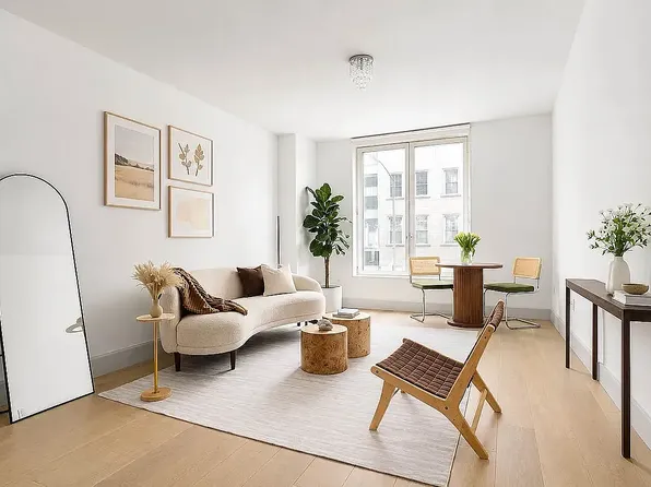 308 N 7th St, Brooklyn, NY