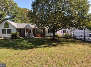 618 6th St, Atco, NJ 08004