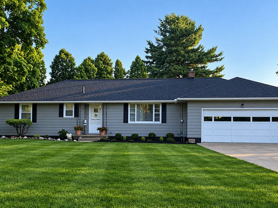 324 E Fike Ave