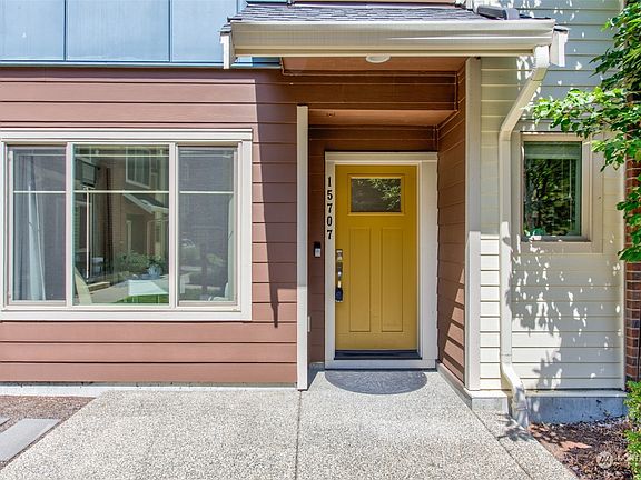 2nd image of 15707 NE 14th Aly #2304