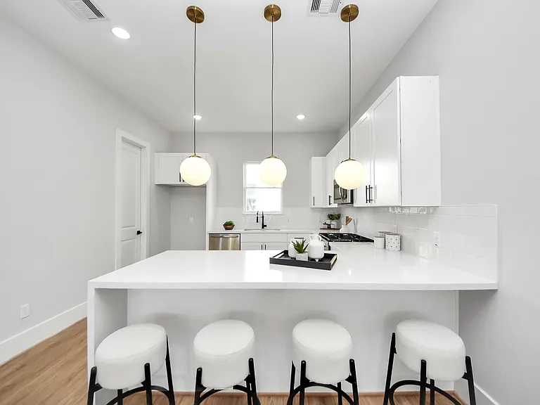 4814 Cochran St — Photo 15
