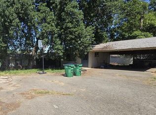 3261 Riverside Dr, Anderson, CA 96007