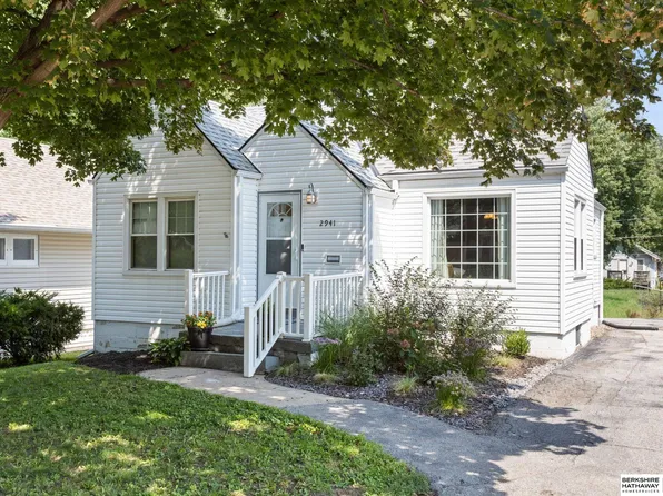 2941 N 49th St, Omaha, NE 68104