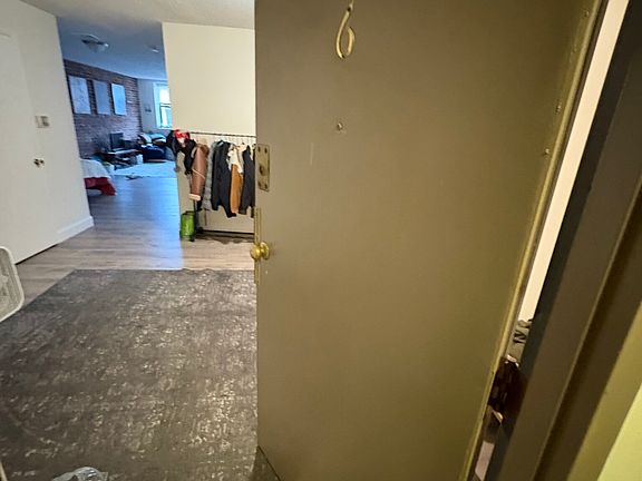 3rd image of 1088 Boylston St APT 6