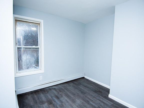 2nd image of 308 Broad St Floor 1