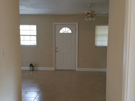 2nd image of 8317 Alveron Ave