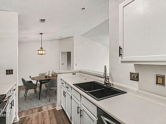 5th image of 410 Carrington Ln APT 311