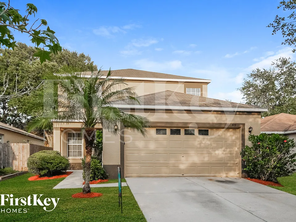 709 Periwinkle Pointe Pl