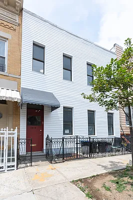 Rented by Corcoran | media 17