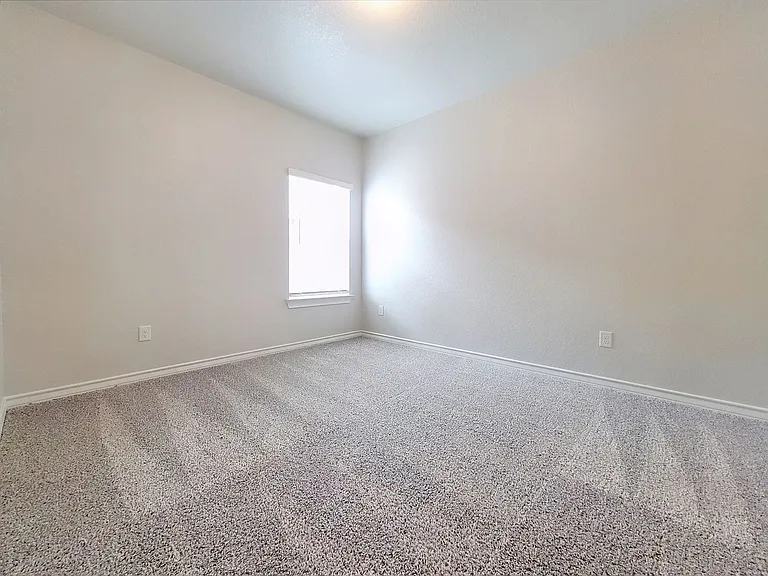 4413 Royal Oak Blvd — Photo 10