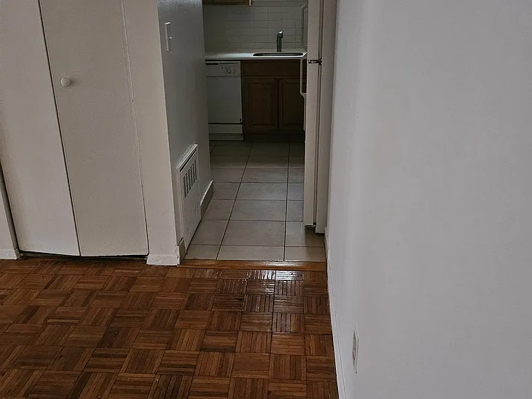 44-30 Douglaston Pkwy #4K-11 — Photo 5