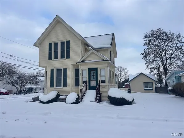 322 N Main St, Canastota, NY 13032