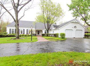 112 Surrey Ln, Lake Forest, IL 60045