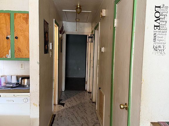 5th image of 6006 Groom Rd