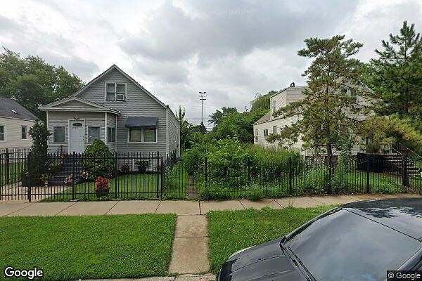 1st image of 2139 W 52nd Pl