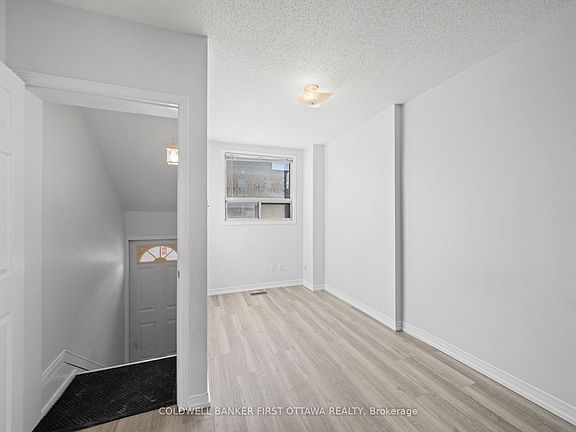 4th image of 234 Rochester St