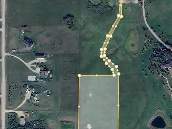 32079 Willow Way, Rocky View County, AB T4C 2Y4