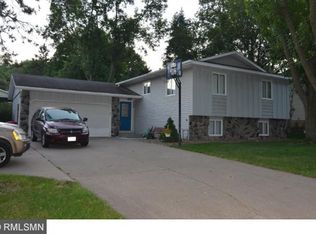 886 Pioneer Rd, Red Wing, MN 55066