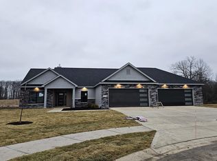 2926 Casaluna Ct, Fort Wayne, IN 46818