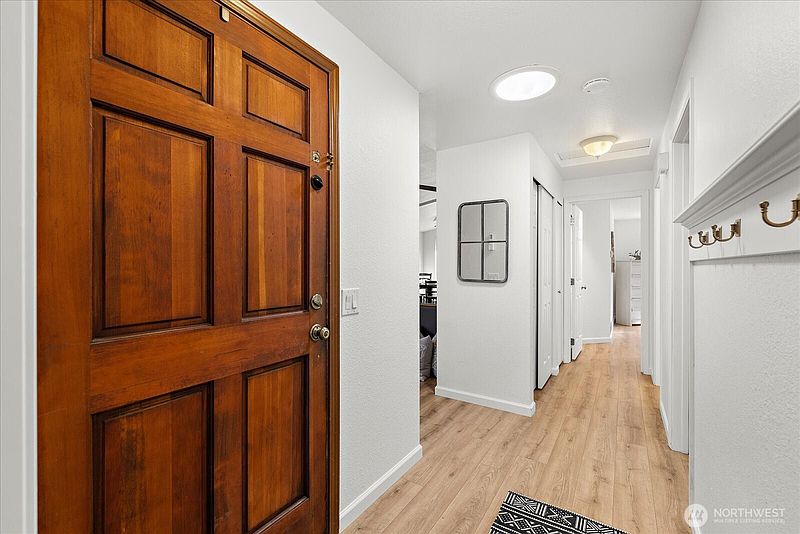 5th image of 16721 6th Avenue SE