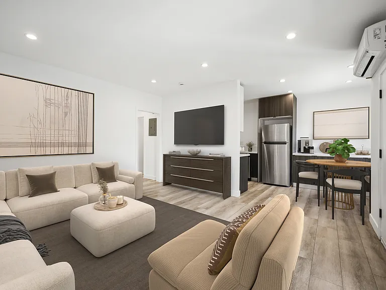 2561 W Avenue 30 #7 — Photo 24