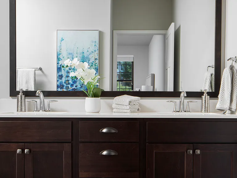 Arrabelle Apartments Bathroom