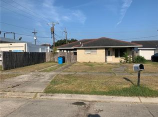 708 Perrin Dr, Arabi, LA 70032