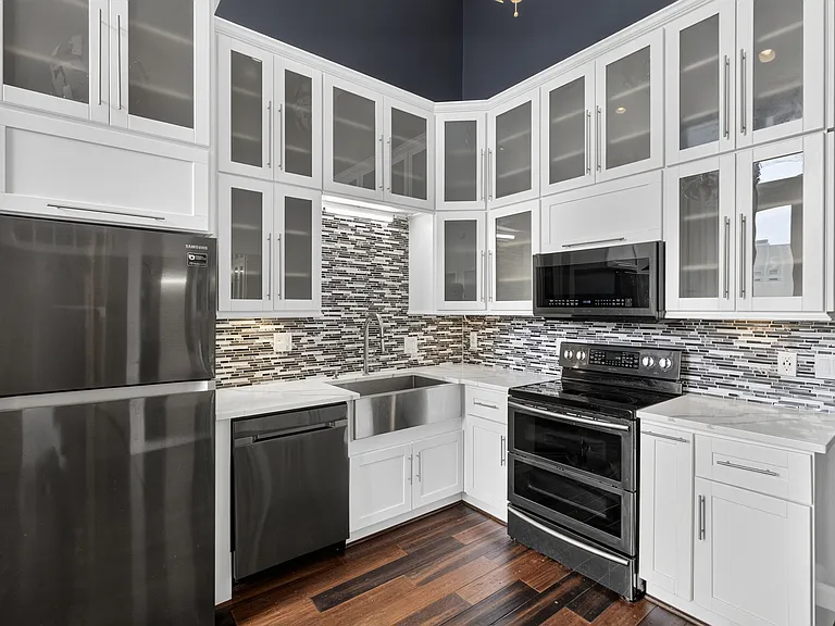 1001 Chestnut St #306E — Photo 10
