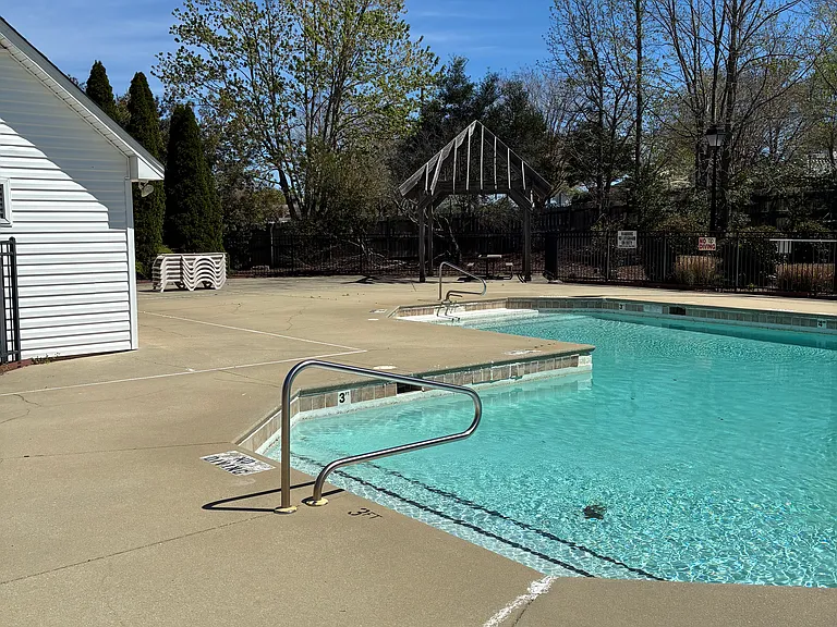 1 Meadow Crossing Ct — Photo 15