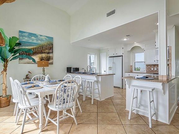 4th image of 17629 Termini San Luis Pass Rd