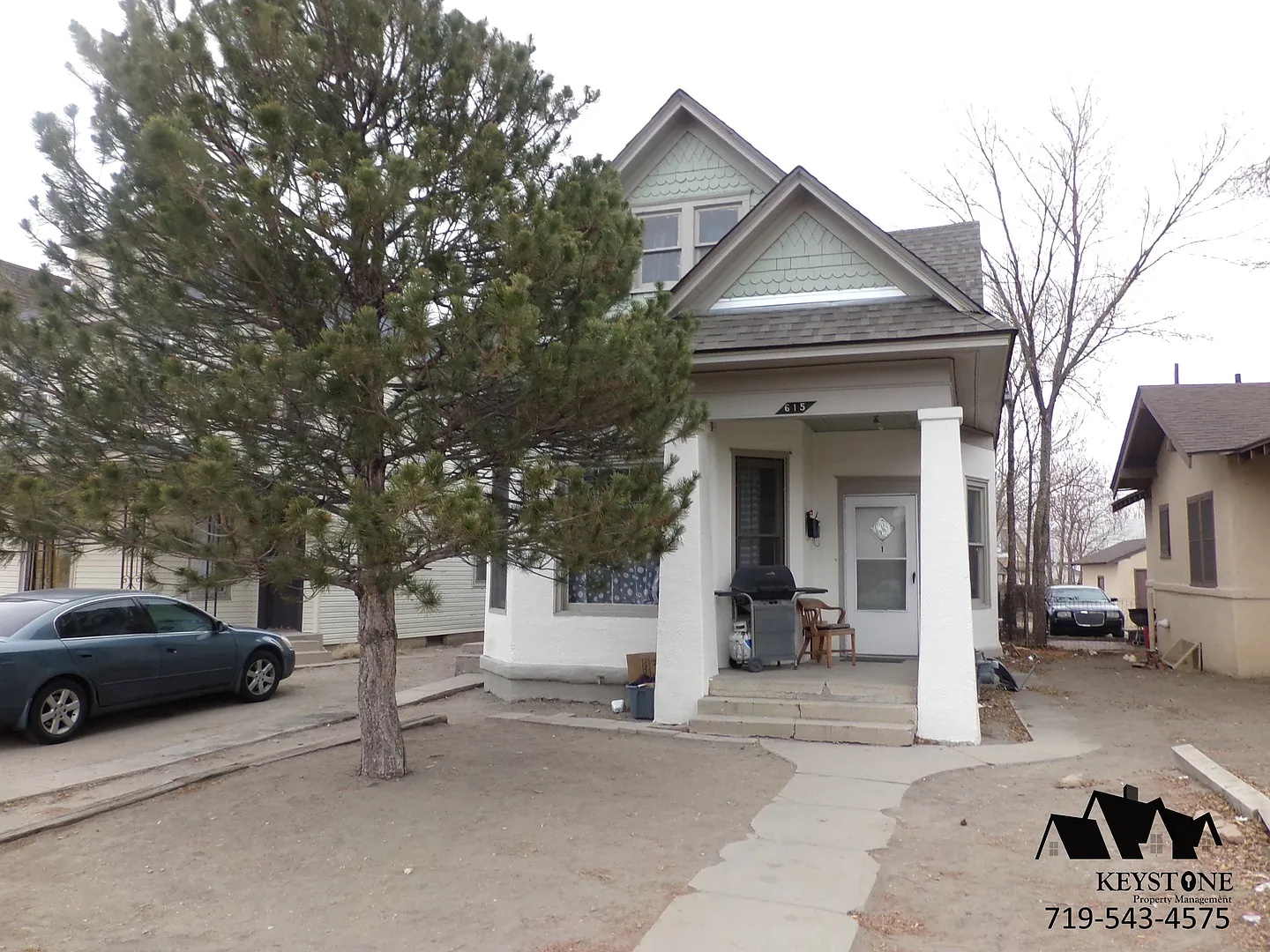 $375 Off Move In Special! Centrally Located 2nd Floor Apartment with 1 Bedroom/1 Bathroom - $750/... — Photo 2