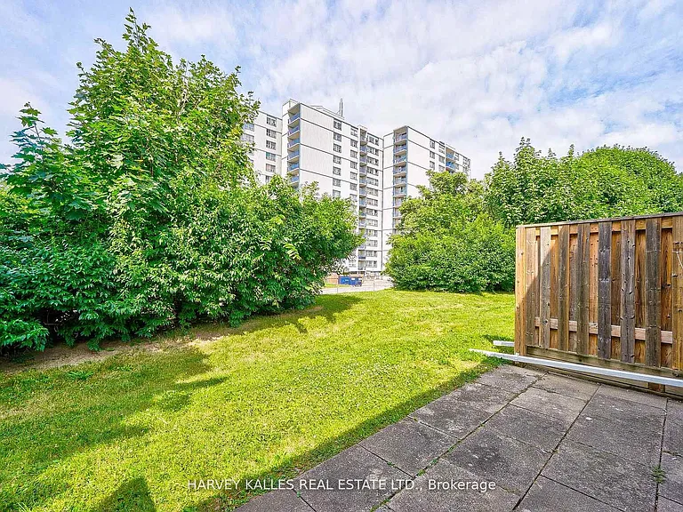 2012 Sheppard Ave W #Townhouse 102 — Photo 45