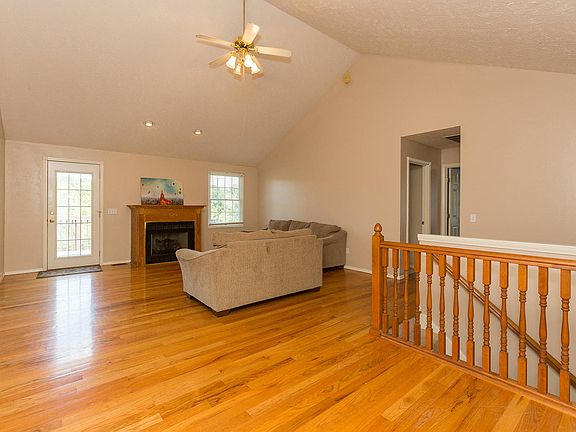 2nd image of 1461 W High Point Cir