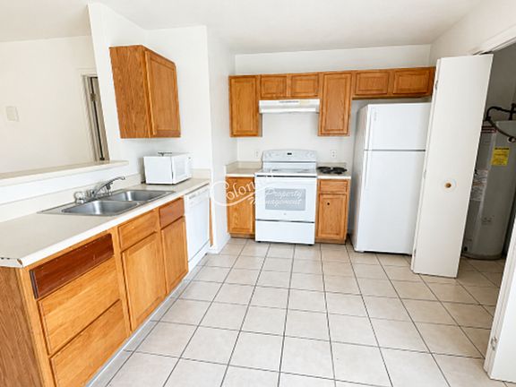5th image of 3601 Malibu Ln APT C