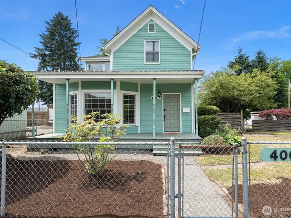 406 4th Street NE, Puyallup, WA 98372