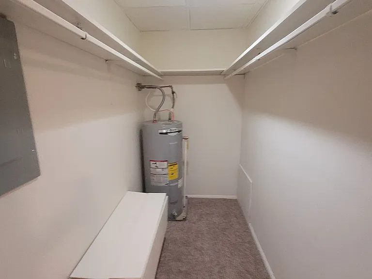 Tanglewood Apartments — Photo 12