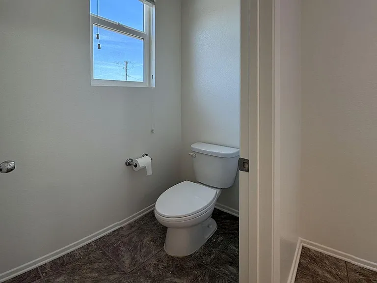 1317 Alpine Ave — Photo 24
