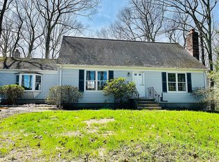 820 Peter Rd, Southbury, CT 06488