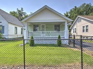 1263 E Dickinson Ave, Decatur, IL 62521