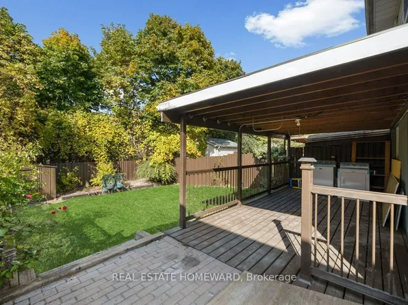 1917 Bonnymede Dr, Mississauga, ON L5J 1E2