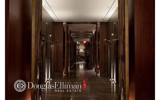 Sold by Douglas Elliman | media 21