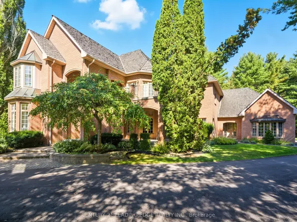 8 Bunhill Ct, Ajax, ON L1Z 1X5