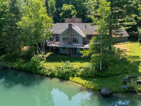288 Upper Pinnacle Road, Stowe, VT 05672