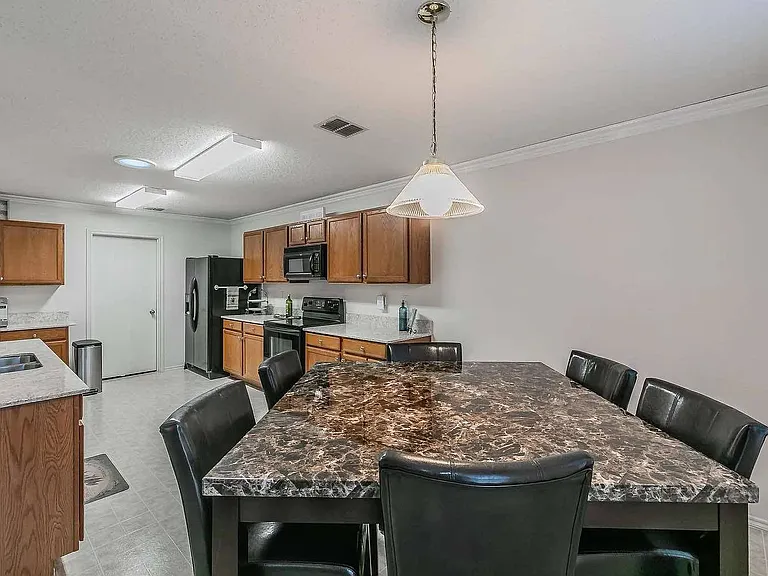 4028 Irish Setter Dr — Photo 6